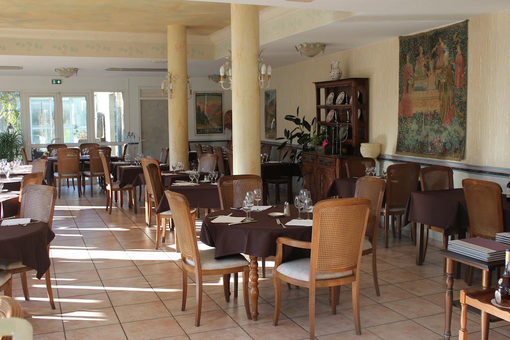 Logis Hôtel Les Cimes Argelès-Gazost Exterior foto